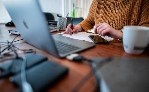 Картинка Вебинар-практикум 1С:Консалтинг "Учет и налогообложение зарплаты работников бюджетной сферы в 2023 году"